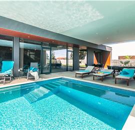 4 bedroom villa with pool near Pula, Istria, sleeps 8